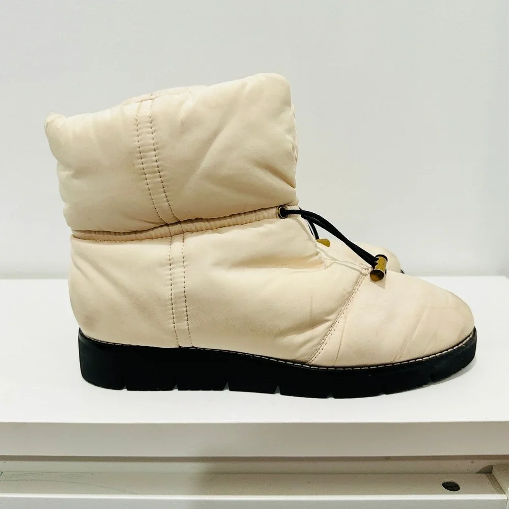 J.Crew Ivory Puffer Ankle Boots Bungee Toggle Winter Lug Sole BD325 Womens 8